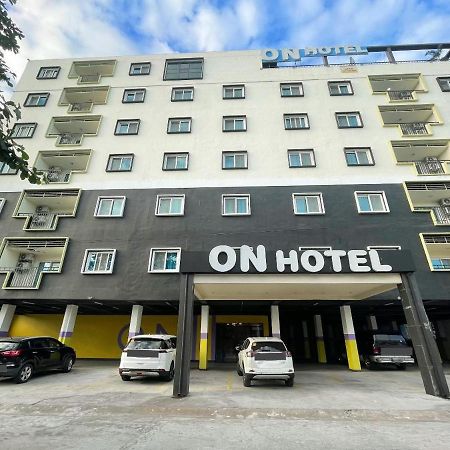 On Hotel Friendship Angeles Eksteriør bilde